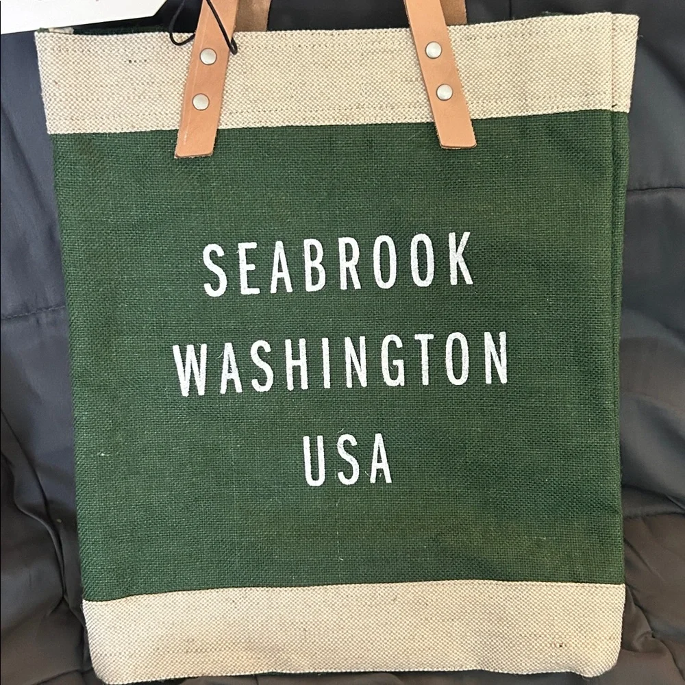 Green and Tan Tote Bag - Picture 2 of 9